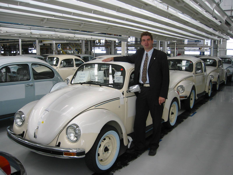 Illustration for article titled Some Dingus Is Selling A VW Beetle For $1 Million